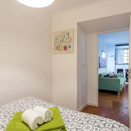 Lxroller Alfama Fado Apartment Lisbon